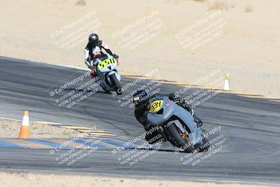 media/Jan-12-2025-CVMA (Sun) [[be1d2b16e3]]/Race 3-Amateur Supersport Middleweight/